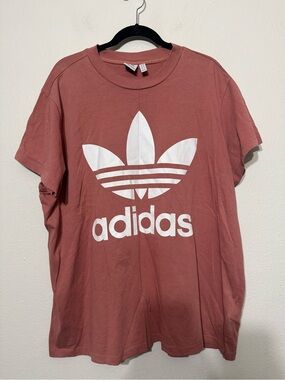 Adidas Women’s Essentials Trifold Tee Shirt Size XL